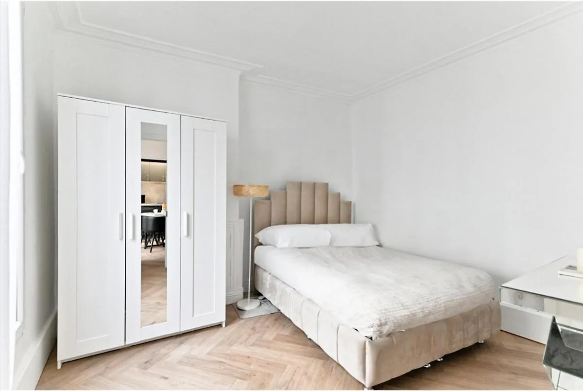 Modern Paris Moulin Rouge Apartment