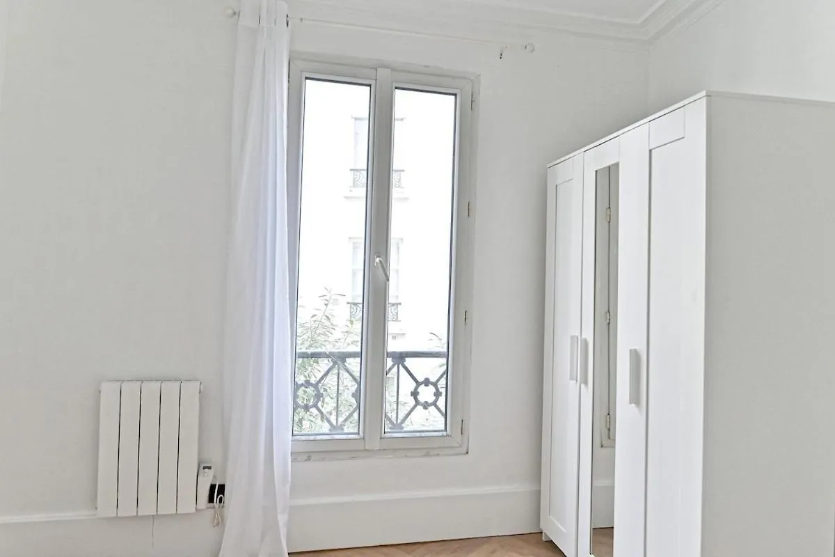 Modern Paris Moulin Rouge Apartment