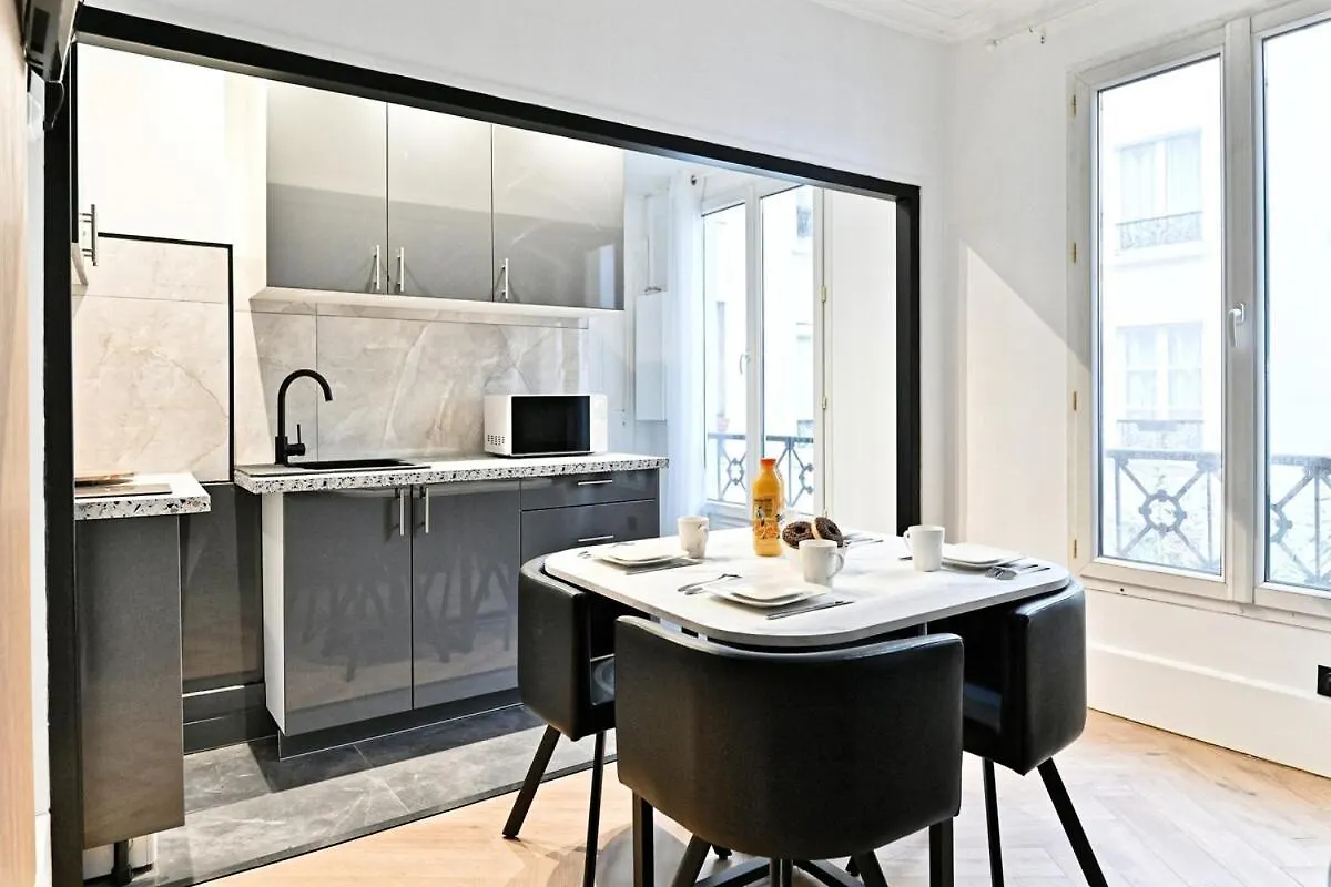 Modern Paris Moulin Rouge Apartment 0*,